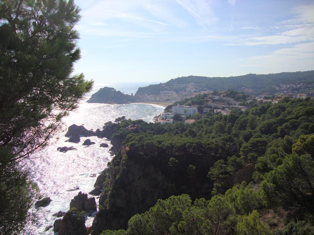 Apartaments Claudi Tossa de Mar Buitenkant foto