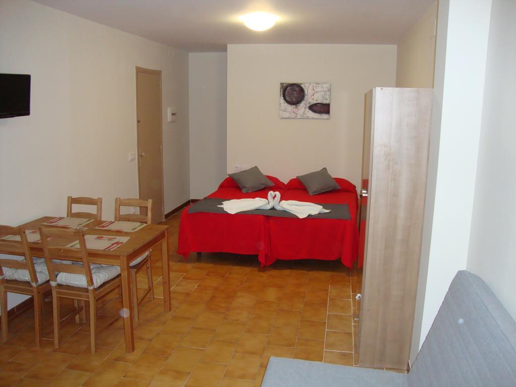 Apartaments Claudi Tossa de Mar Kamer foto