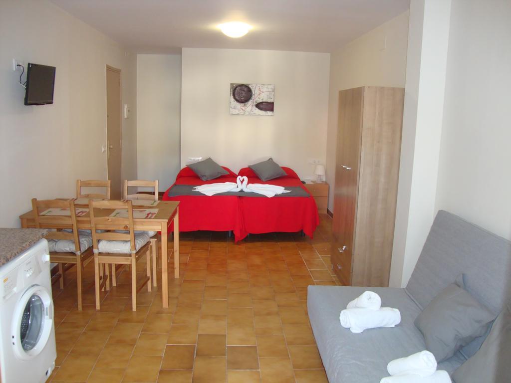Apartaments Claudi Tossa de Mar Kamer foto